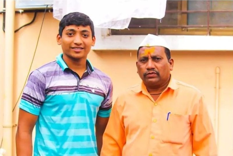 Dadaso Shivaji Pujari with his father