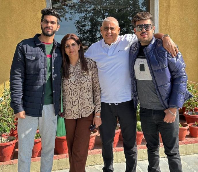 Dhruv Kapila with his parents and brother