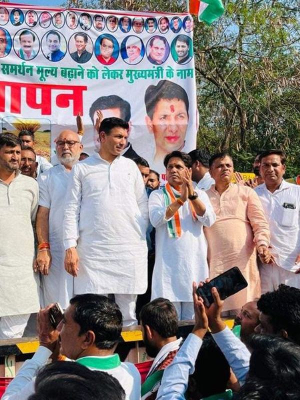Jitu Patwari during a rally organised by the Madhya Pradesh Congress