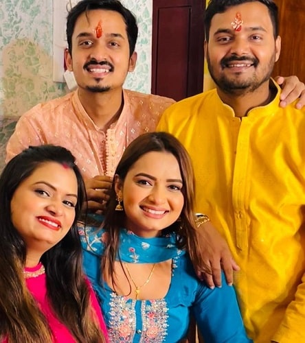 Neelam Giri and her siblings