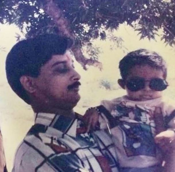 Sagar Parekh's childhood picture with his father