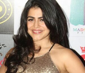 Shenaz Treasury Wiki, Age, Boyfriend, Husband, Children, Family