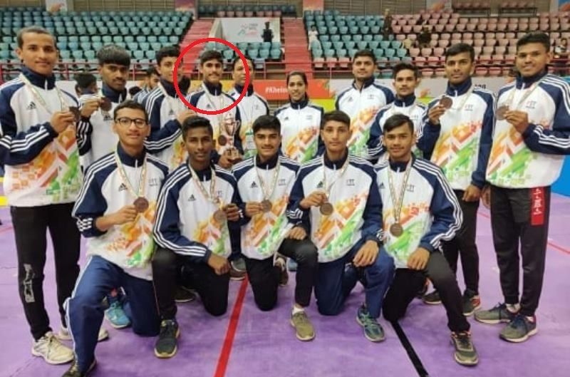 Shivam Patare with his team after winning bronze at the 3rd Khelo India Youth Games