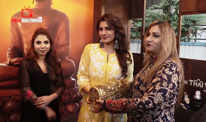 Shura Khan (left) with Raveena Tandon (middle), and her mother, Mehjabeen Zahid Khan during the lauch of The Thai Villa Spa in 2017