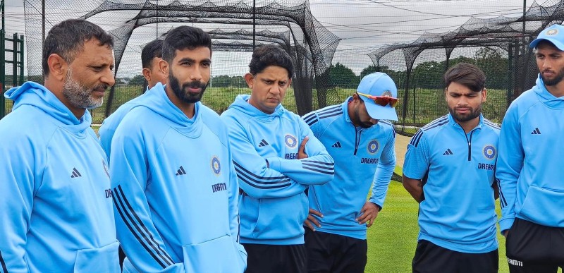 Sitanshu Kotak (extreme left) with Indian players during the T20I series against Ireland