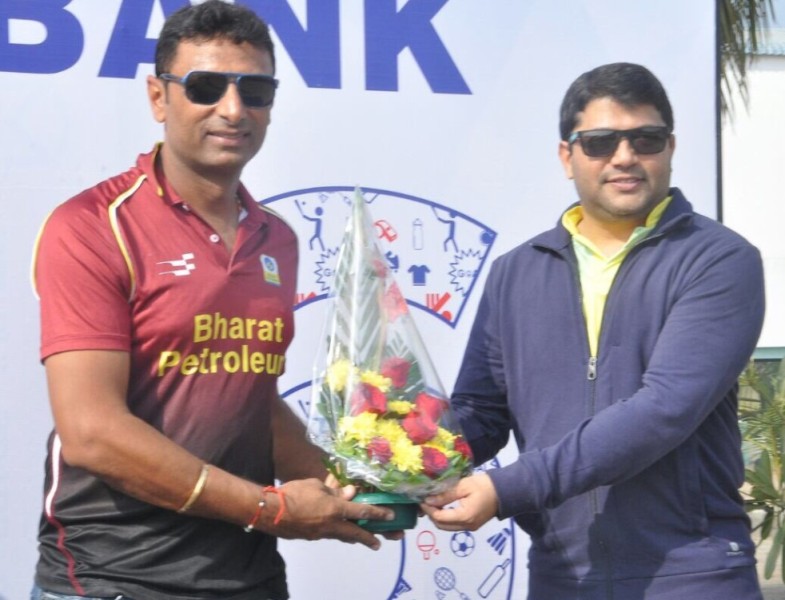 Sitanshu Kotak (left) during a tournament for Bharat Petroleum Corporation Limited (BPCL)