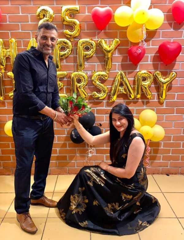 Sitanshu Kotak with his wife, Payal Kotak, on their wedding anniversary