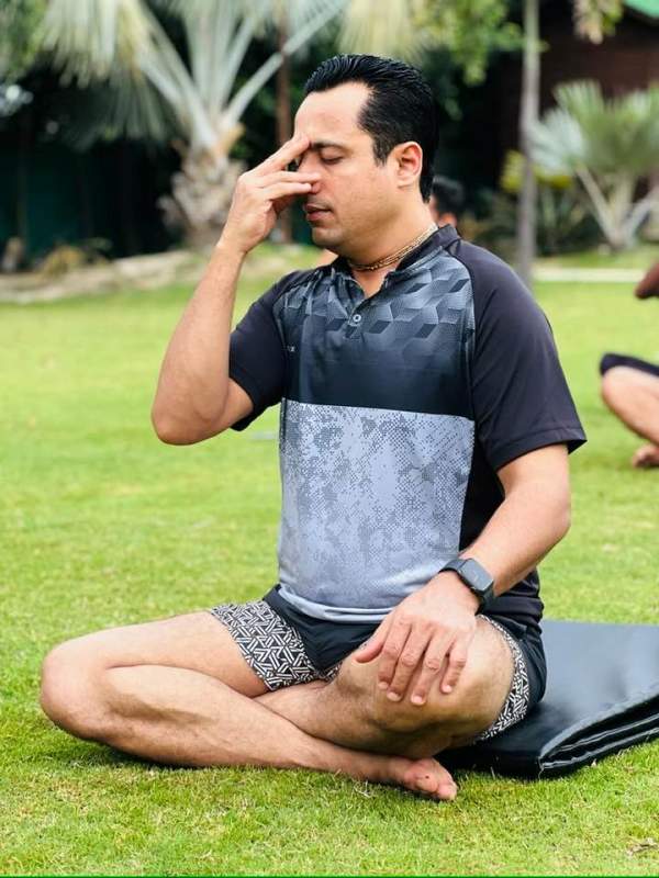 Vivek Bindra doing Yoga