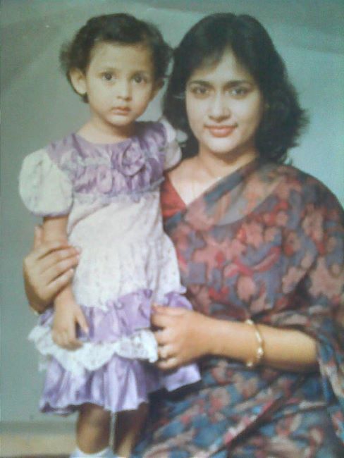 A childhood photo of Mehazabien Chowdhury with her mother