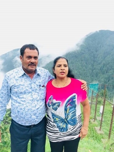 A picture of Sangeeta Odwani's parents