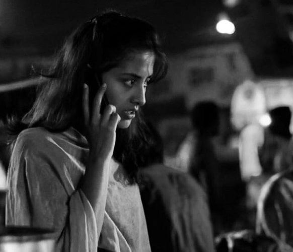 A still of Anula Navlekar from the film B. A. Pass