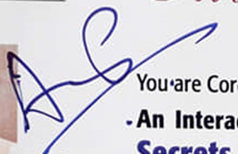 Anand Pandit's signature