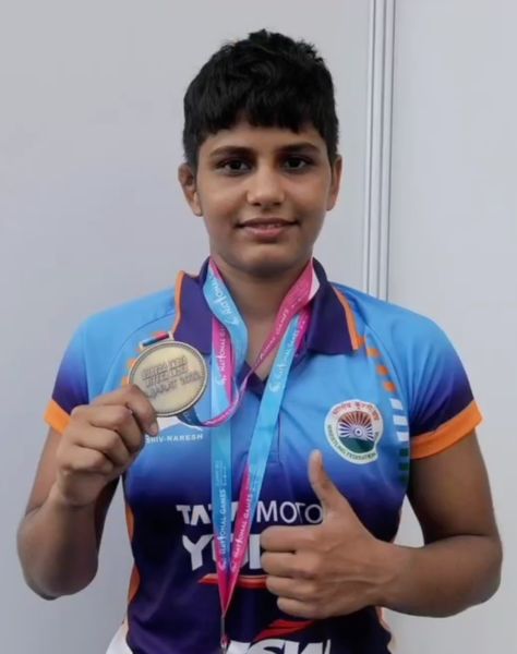 Antim Panghal posing with her Gold medal at the U-20 World Wrestling Championship