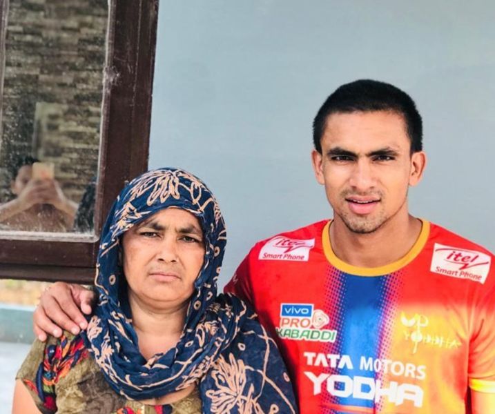 Ashu Singh with his mother