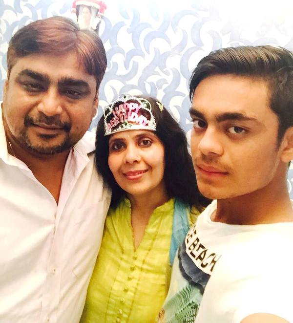 Ishan Kishan with his parents