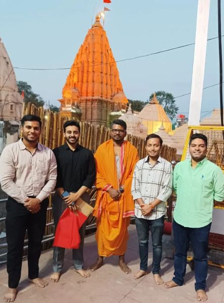 J. Sai Deepak (third from left) after visiting the Mahakaleshwar Temple in Ujjain, Madhya Pradesh