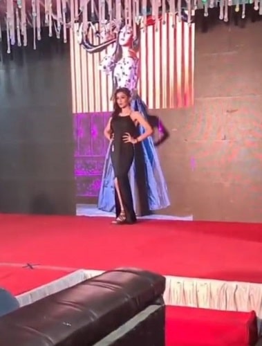 Maitri Bhanushali in a fashion show