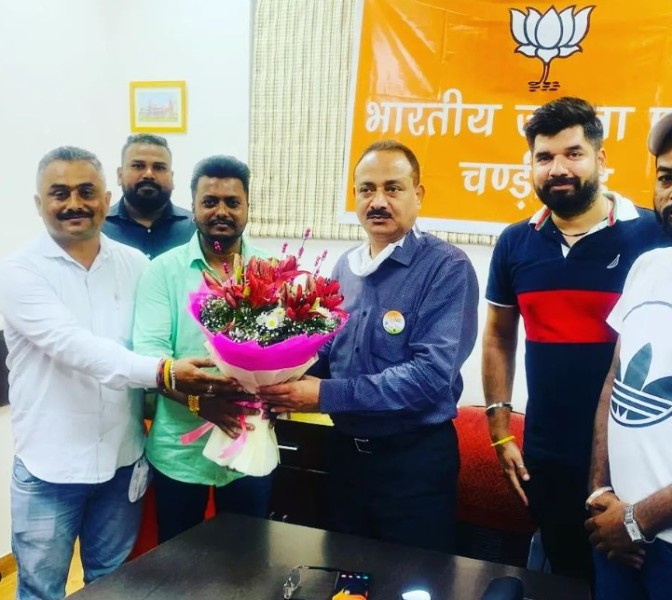 Manoj Sonkar (in green) when he became the state vice-president of BJP SC Morcha of Chandigarh