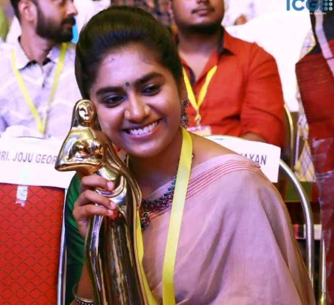 Nimisha Sajayan with the 49th Kerala State Film Award