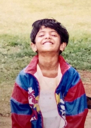 Nivedhithaa Sathish's childhood picture