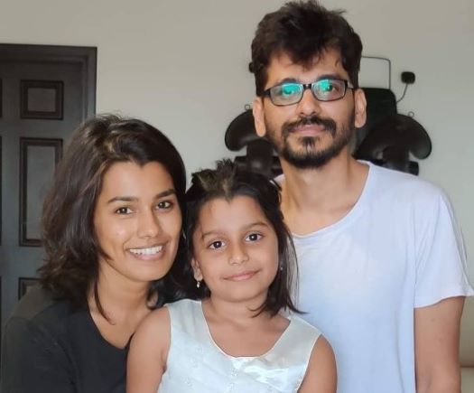 Sowmya Jaganmurthy with husband and daughter