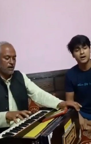 Rajeev Dhoundiyal with his father