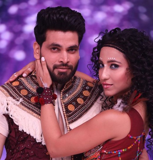 Romsha Singh on the sets of the dance reality show Jhalak Dikhhla Jaa Season 11 (2023)