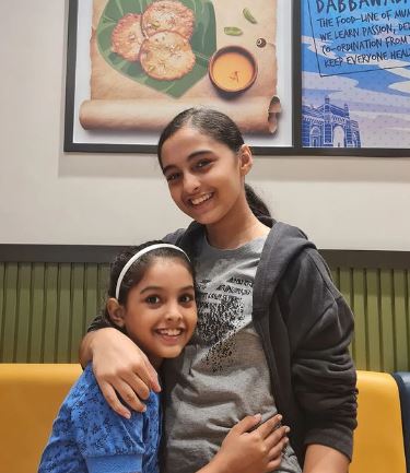 Spandan Chaturvedi with her sister