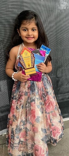 Ssara Palekar with her Miss Little Bright Award