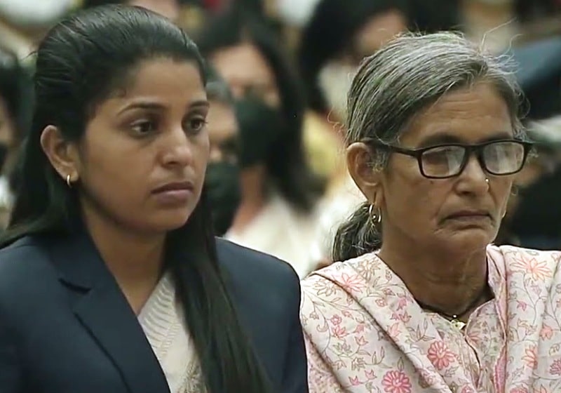 Suman Devi and the mother of Sombir Singh at an event