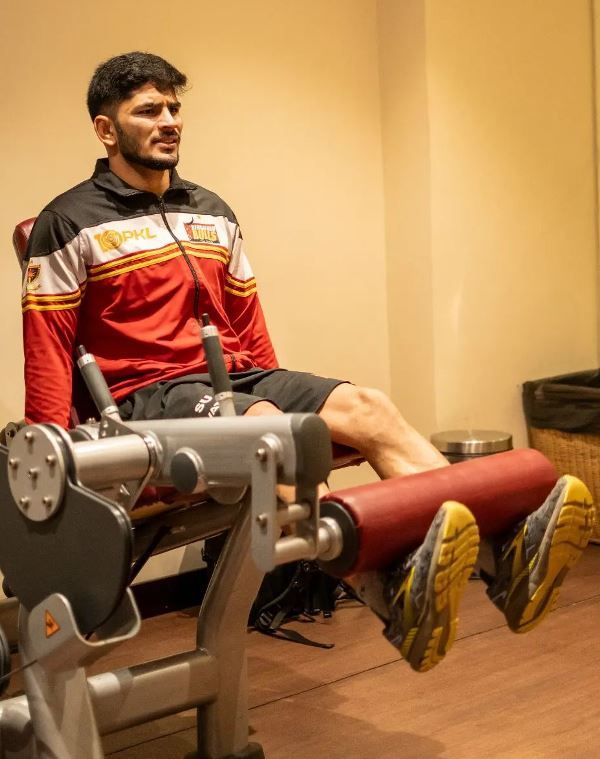 Sushil Khatri while working out in a gym