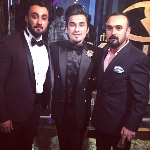 Umair Jaswal with his brothers