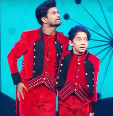 Vivek Chachere in the second season of the dance show 'Super Dancers' as the choreographer