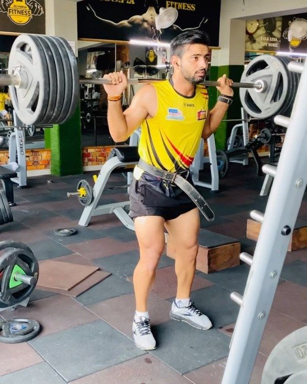 Yash Hooda while working out in a gym