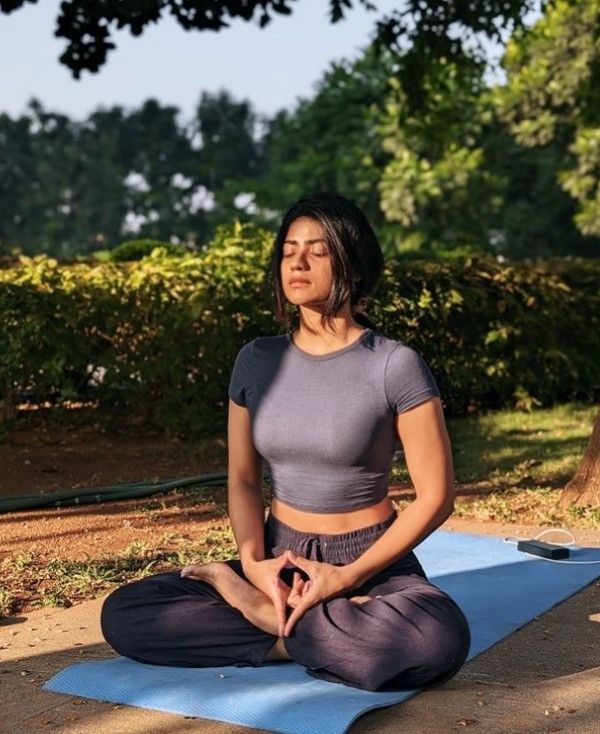 Abhignya Vuthaluru doing yoga