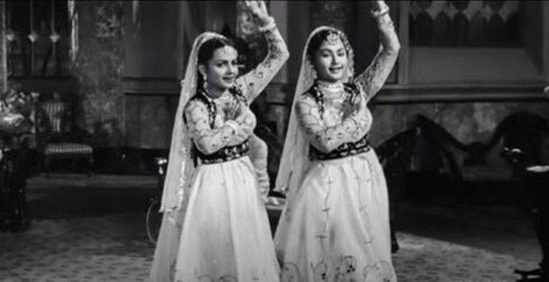 Cuckoo and Helen in the song, Hum Tumhare Hai