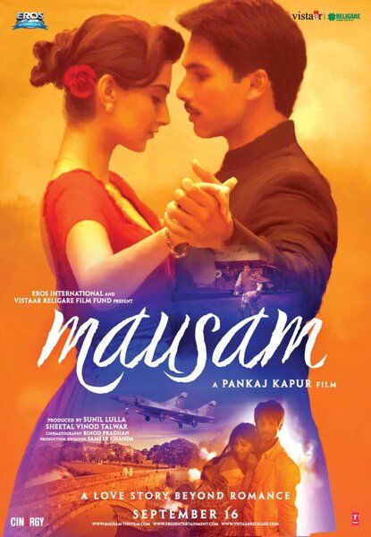 Poster of the Hindi film titled 'Mausam,' written by Pankaj Kapur