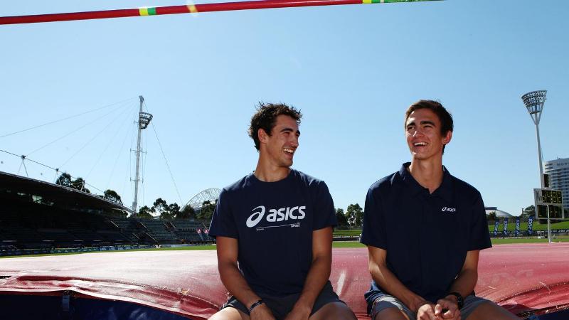 Mitchell Starc with his brother, Brandon Starc (right)