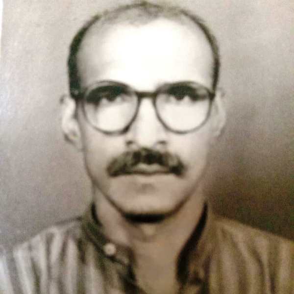 Neetu Pandey's father
