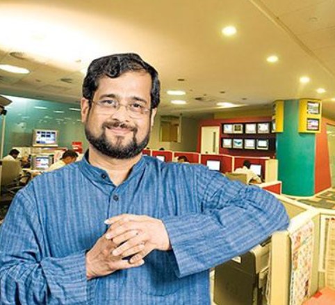 Nikhil Wagle posing at a private news studio