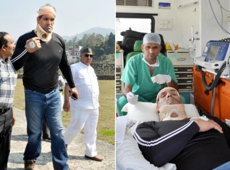 Photos showing The Great Khali being taken to hospital