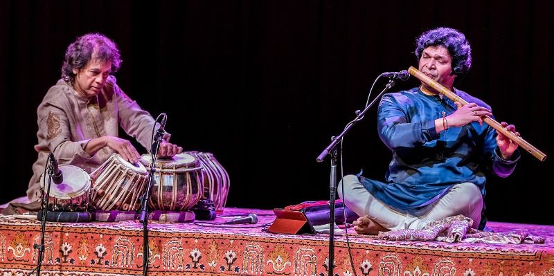 Rakesh Chaurasia performing with Zakir Hussain
