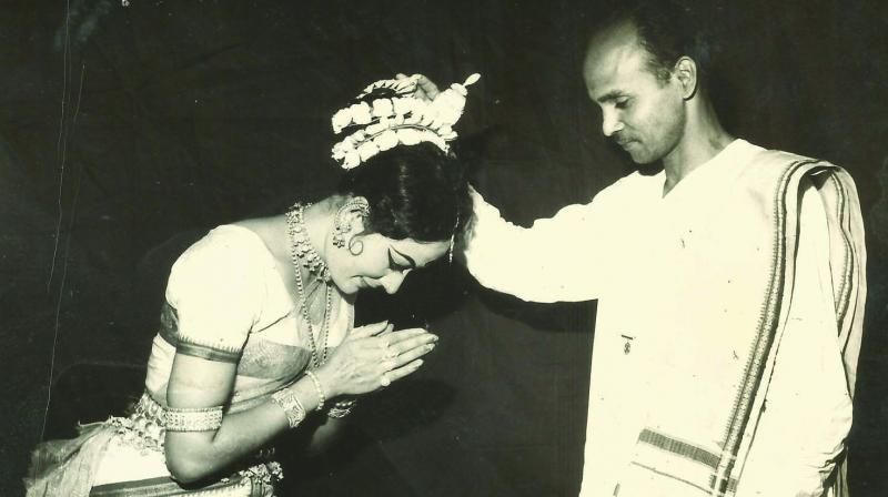 Sonal Mansingh with Guru Kelucharan Mohapatra