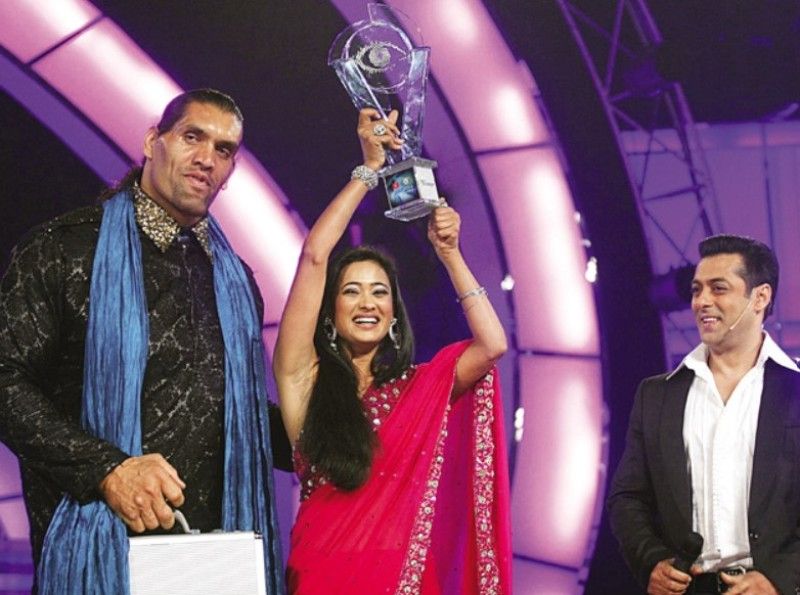 The Great Khali with Shweta Tiwari and Salman Khan (left to right) during the final of Bigg Boss 4